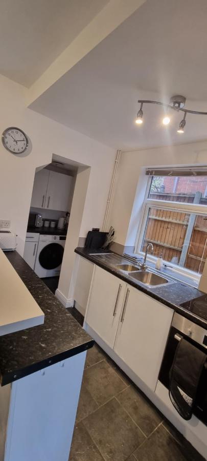 Silver Serenity Stoke-on-Trent Extérieur photo