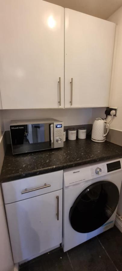 Silver Serenity Stoke-on-Trent Extérieur photo