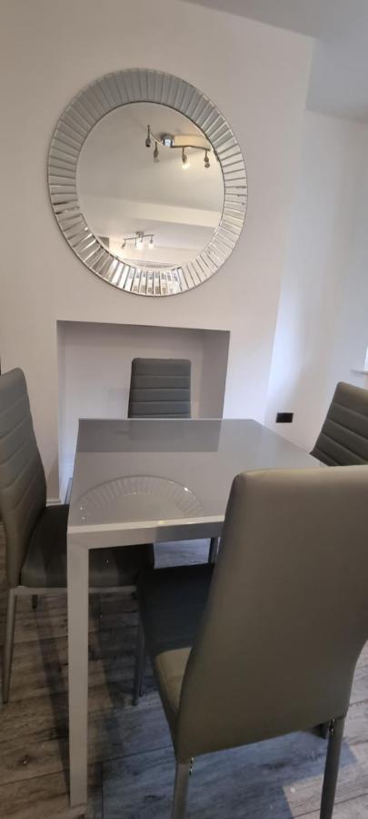 Silver Serenity Stoke-on-Trent Extérieur photo